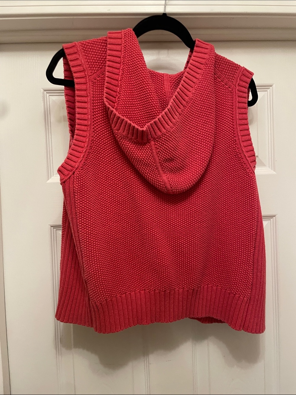 Eddie Bauer vintage Coral Knit Button-Front Vest - Picture 3 of 5